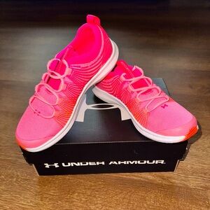 Under Armour Kids Infinity 2 Alternate Lace Sneakers  size 3Y